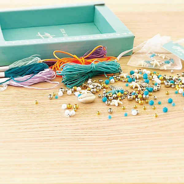 BOX CANDIY - Sea Breeze Beach Bracelet Making Kit
