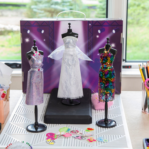 Mindware Run the Runway Fashion Design Kit